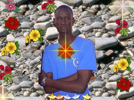 REGARDEZ CETTE MONTAGE